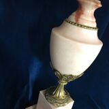 Lamp in pink marble and bronze