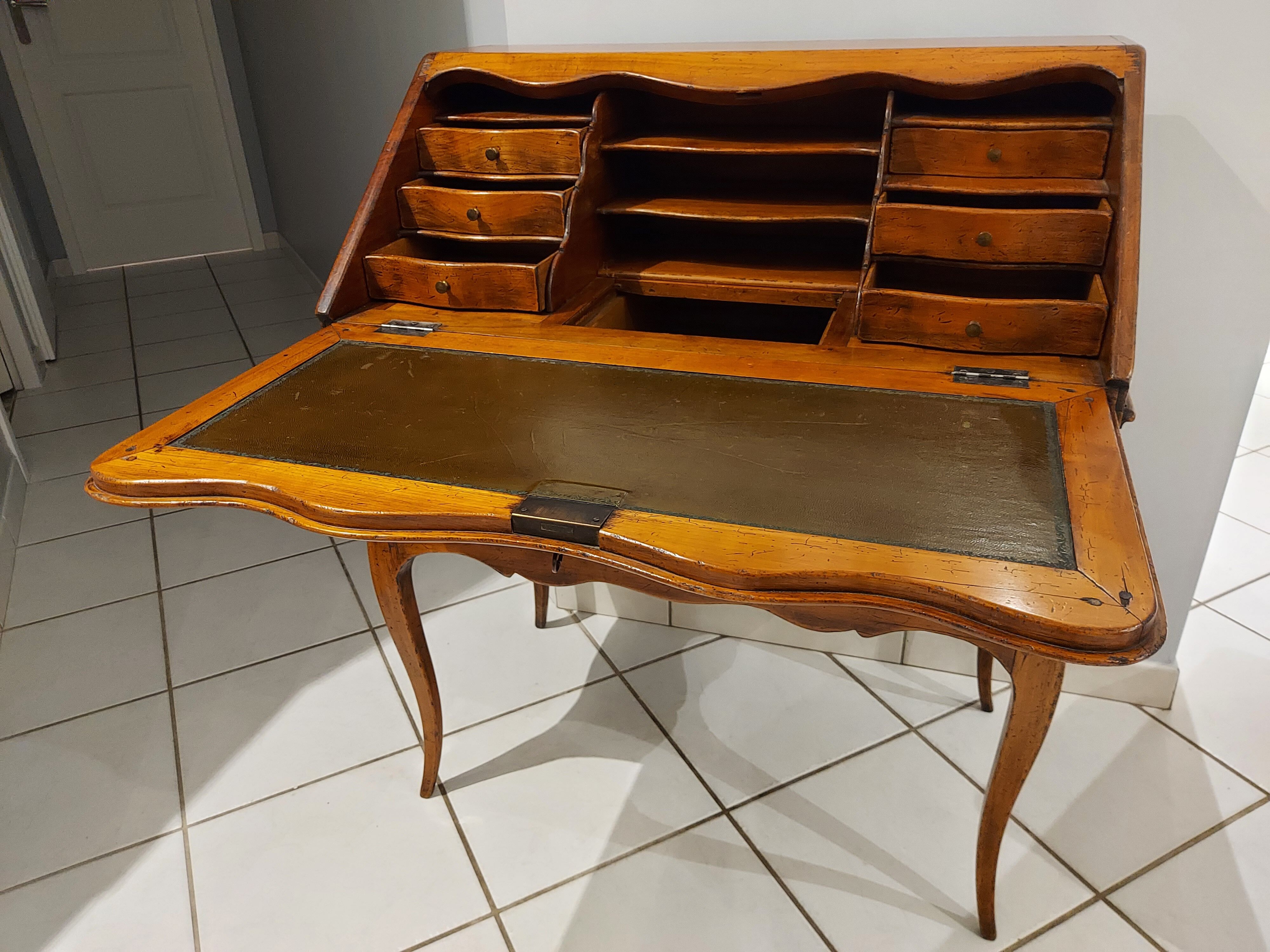 Louis XV walnut desk 18th century