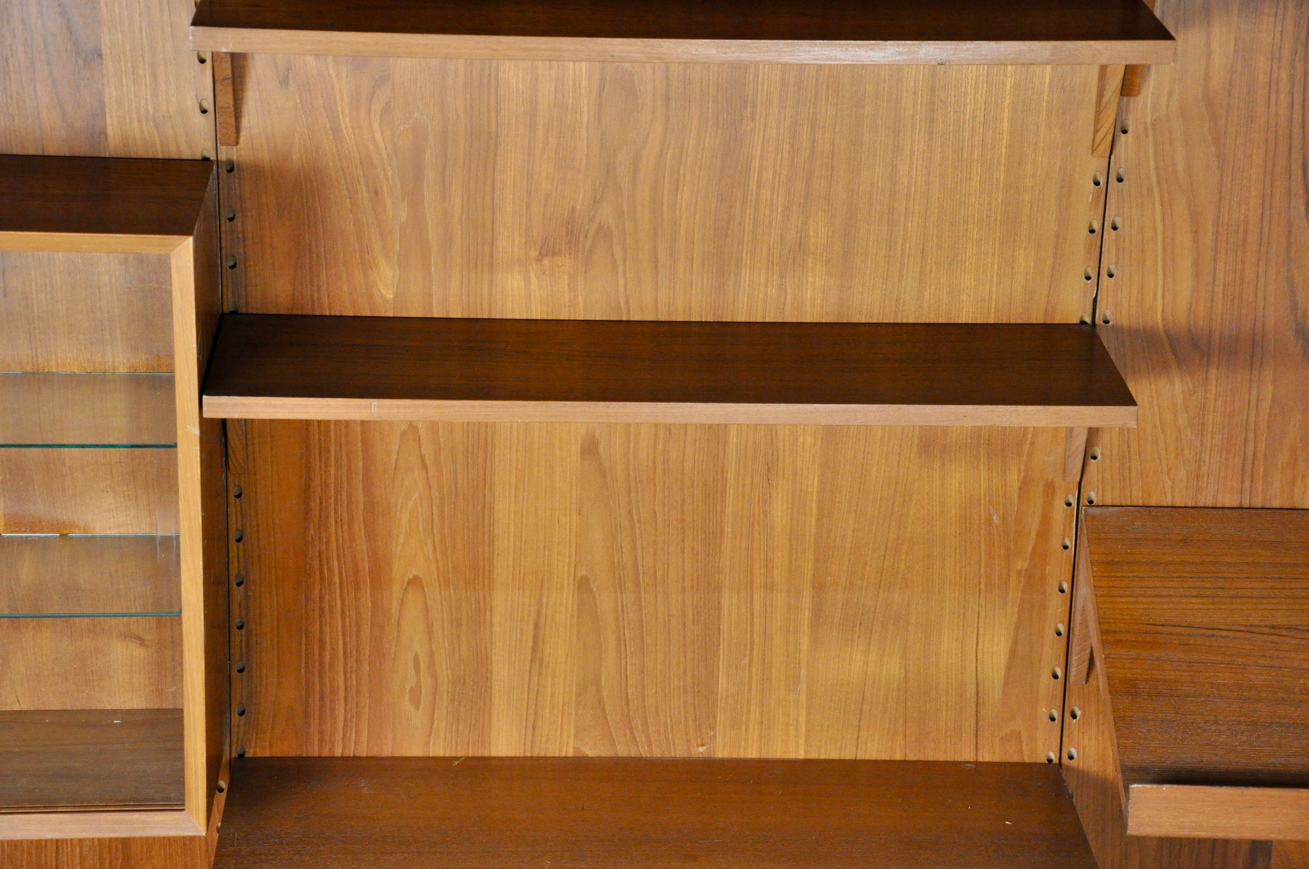 Wall unit Royal system by Poul Cadovuis 1960