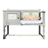 Vintage furniture revamped – old telephone table, wood & white