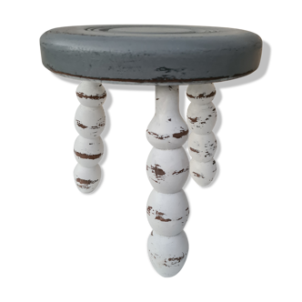 Tripod tabouret