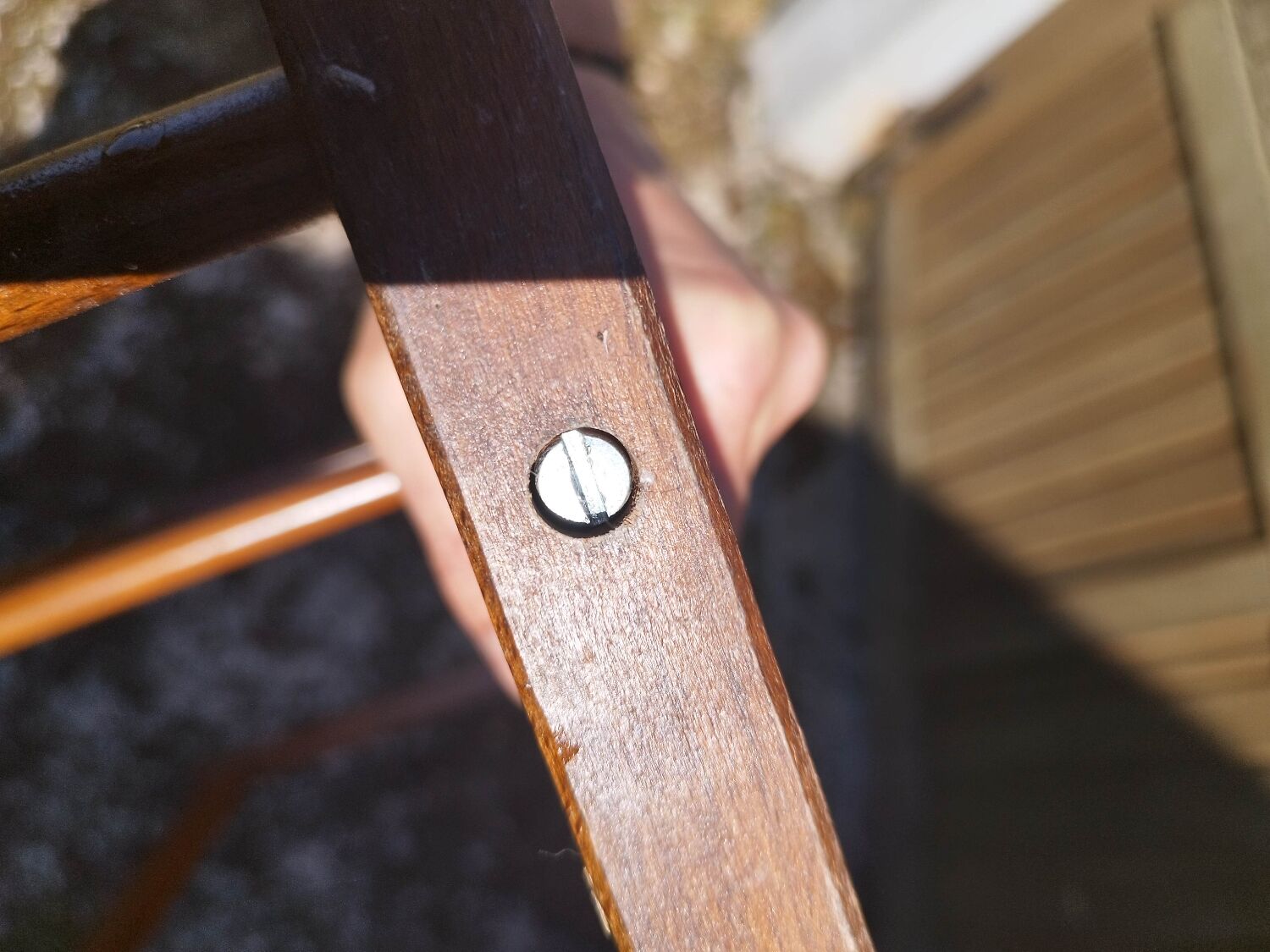 Double valet wood coat rack