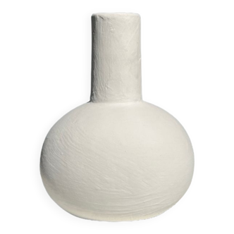 Vase soliflore goutte artisanal en terracotta peint en blanc h:20 d:15