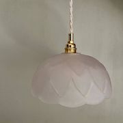 Suspension vintage motif fleur en verre dépoli