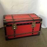 Old mail trunk 1900