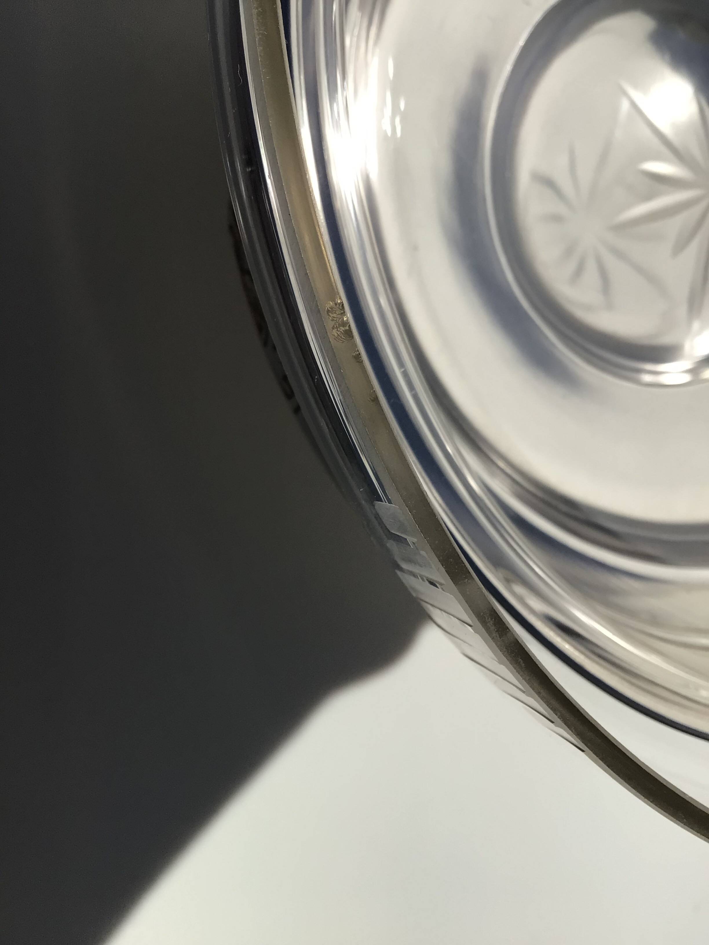 Coupe art déco métal argenté et verre taillé