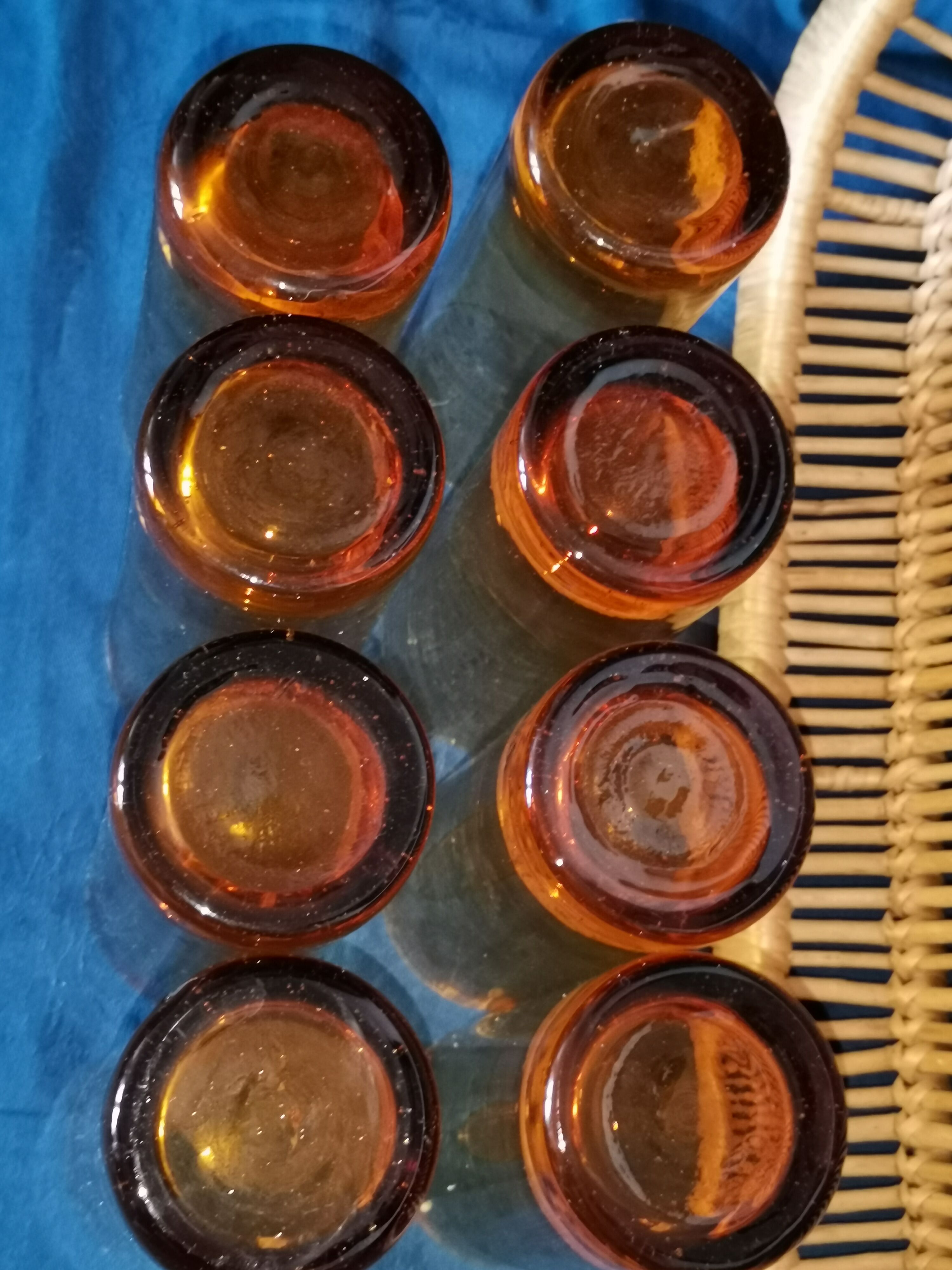 Lot of 8 amber glasses