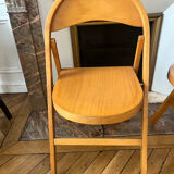 Set of chairs