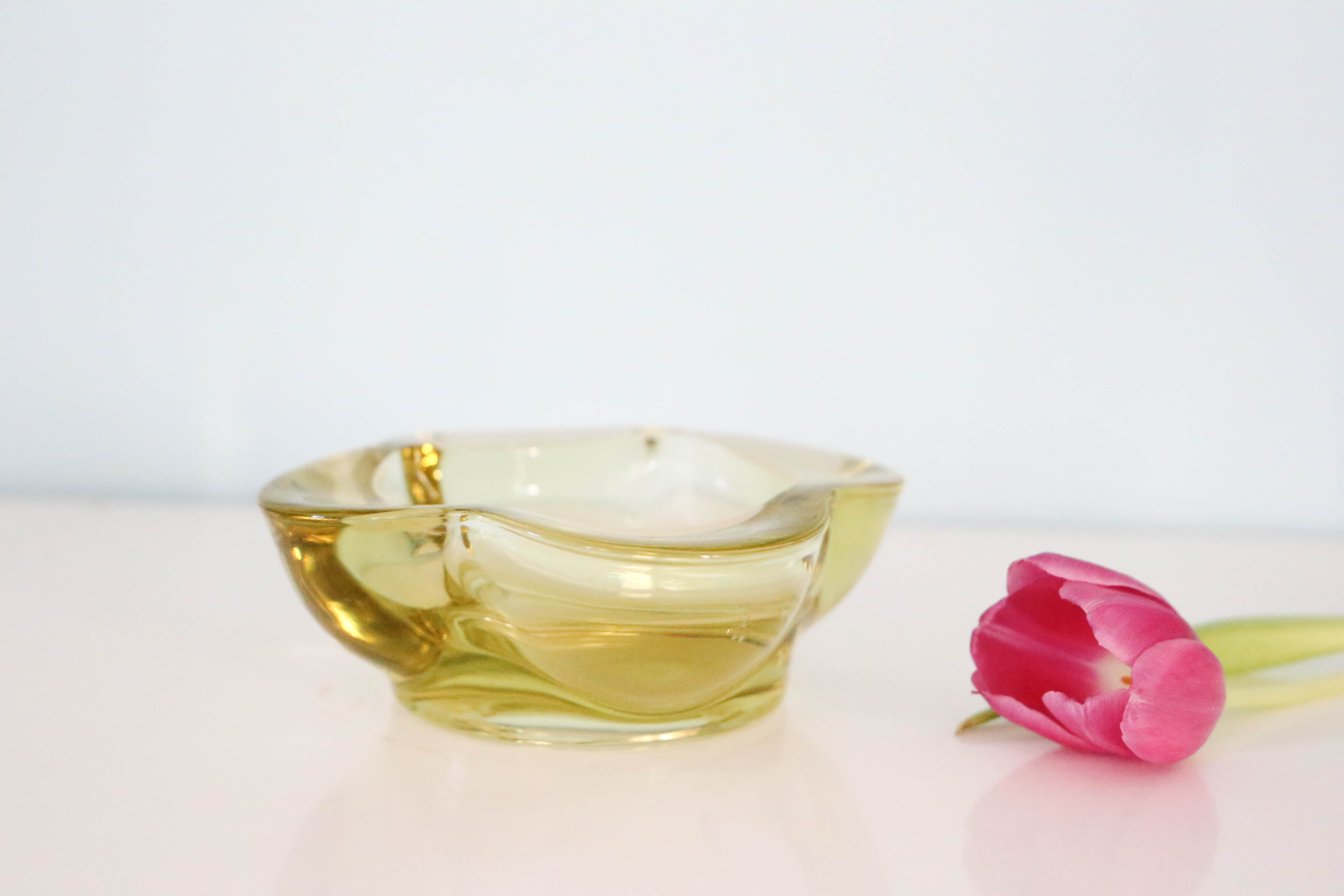 Nice empty yellow crystal pocket, vintage