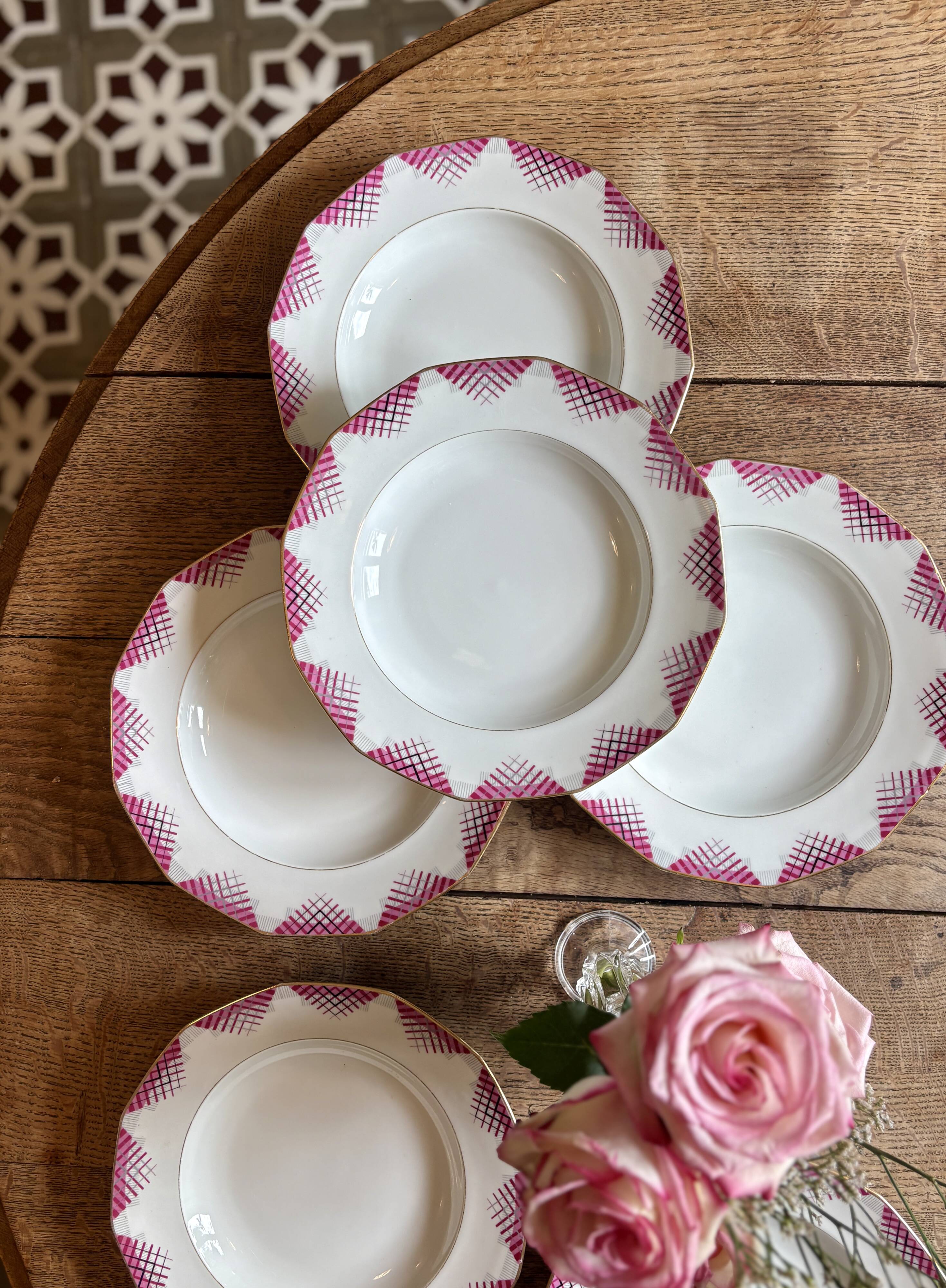 Set of 6 vintage porcelain deep plates