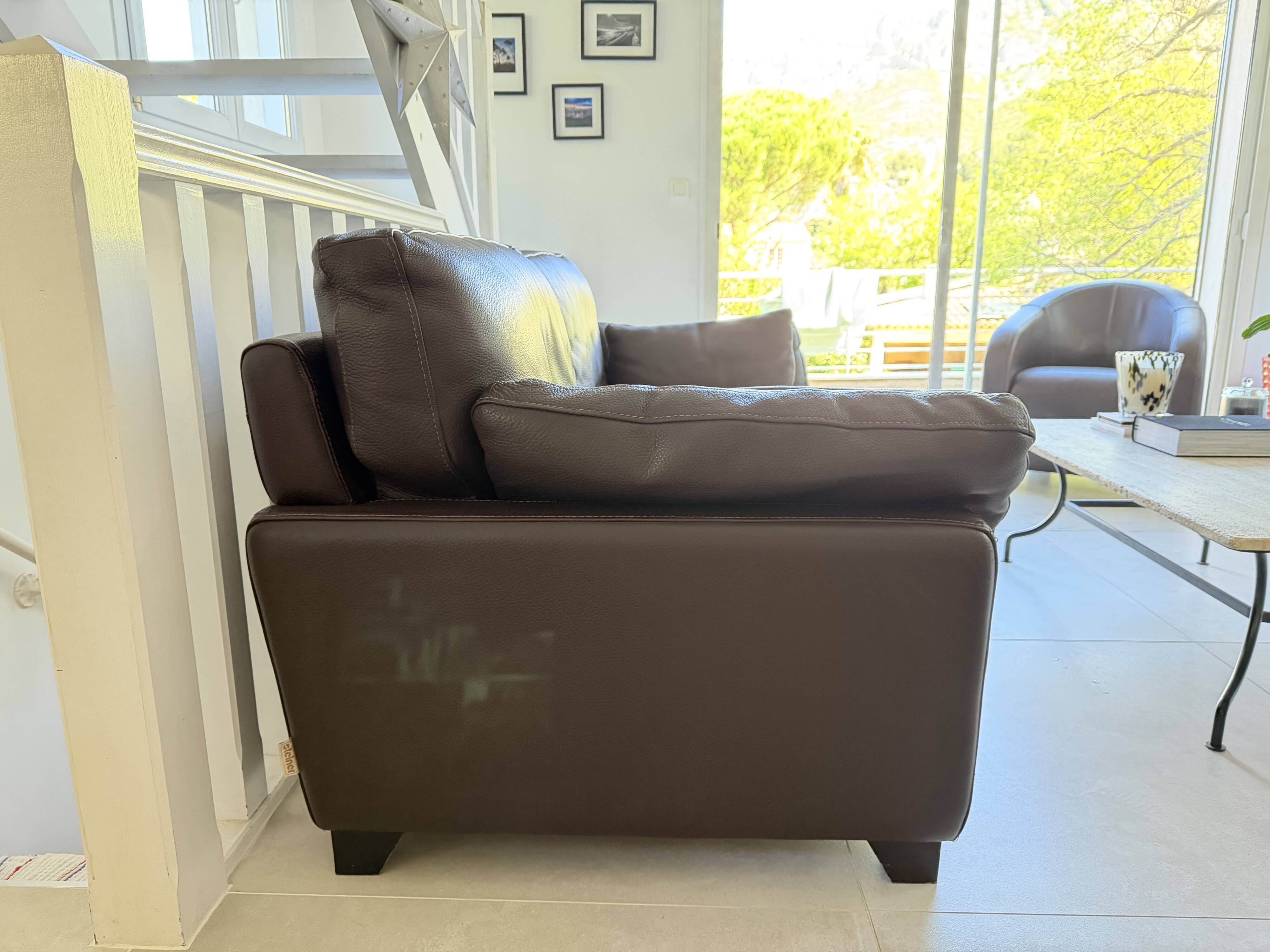 Lot 1 sofa and 2 armchairs by steiner model carthage.