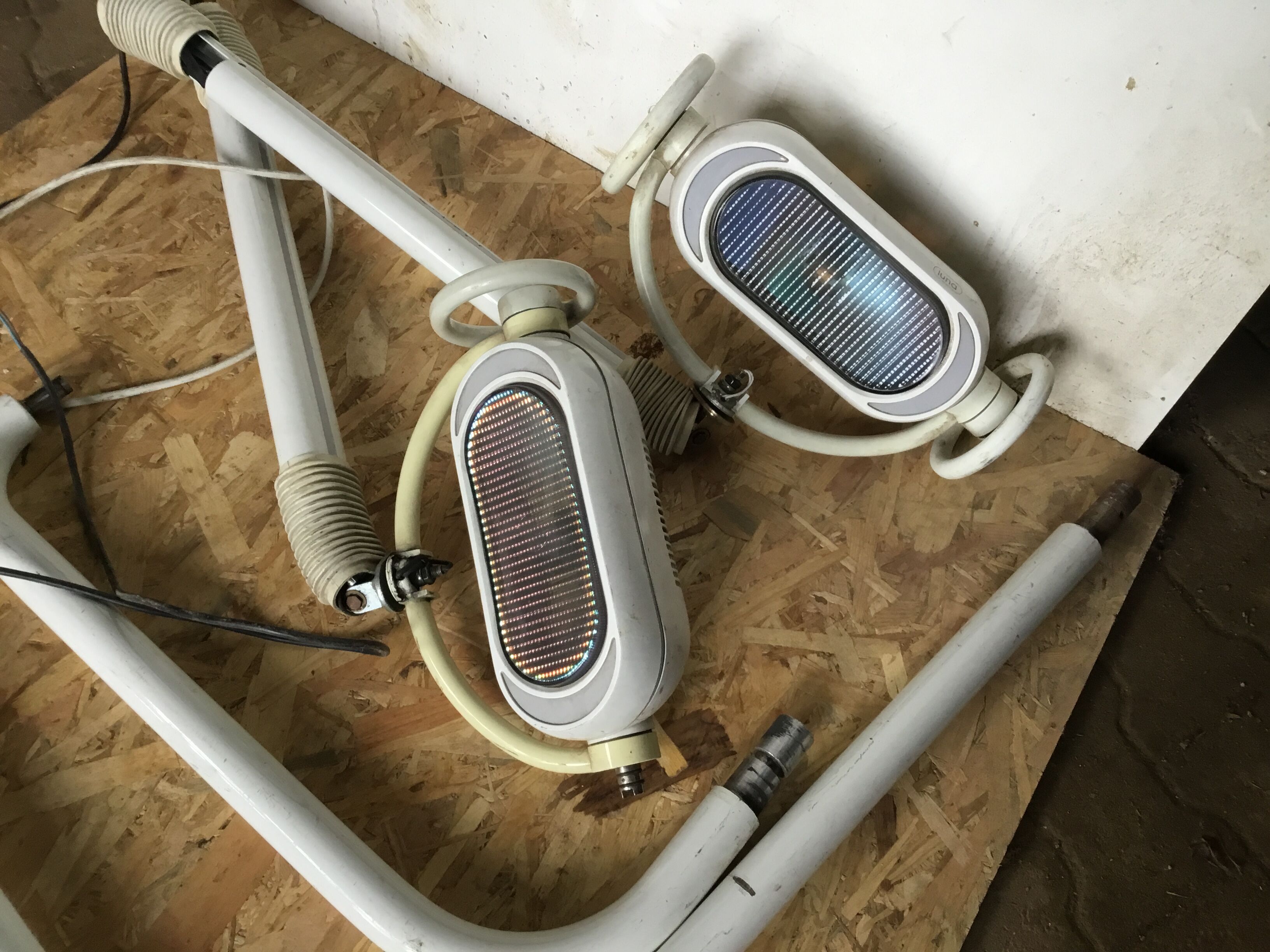 2 industrial dentist lamps Luna and selene