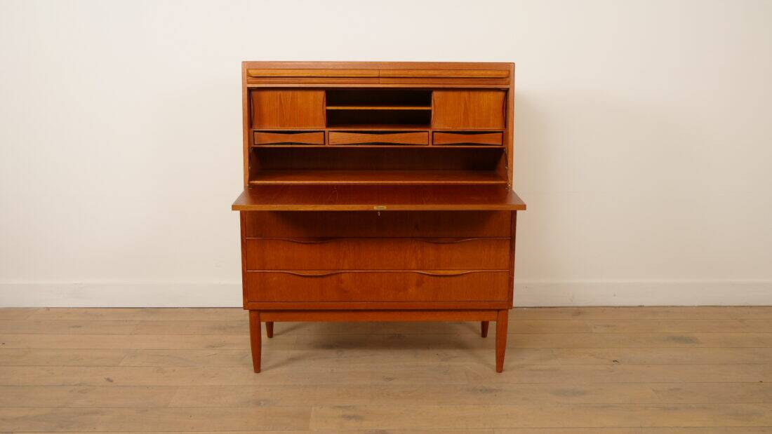 Vintage writing desk | Erling Torvits | Teak | 104 cm