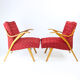 Fauteuil en tissu rouge original et bois blond, Tchécoslovaquie années 1960
