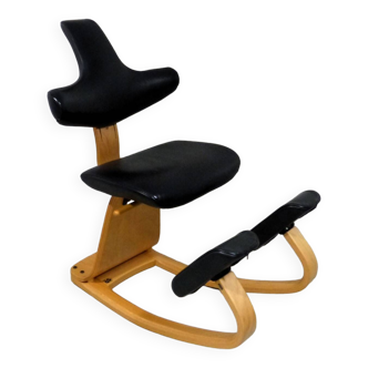 Chaise Stokke Varier Thatsit Balance en hêtre et cuir années 1990