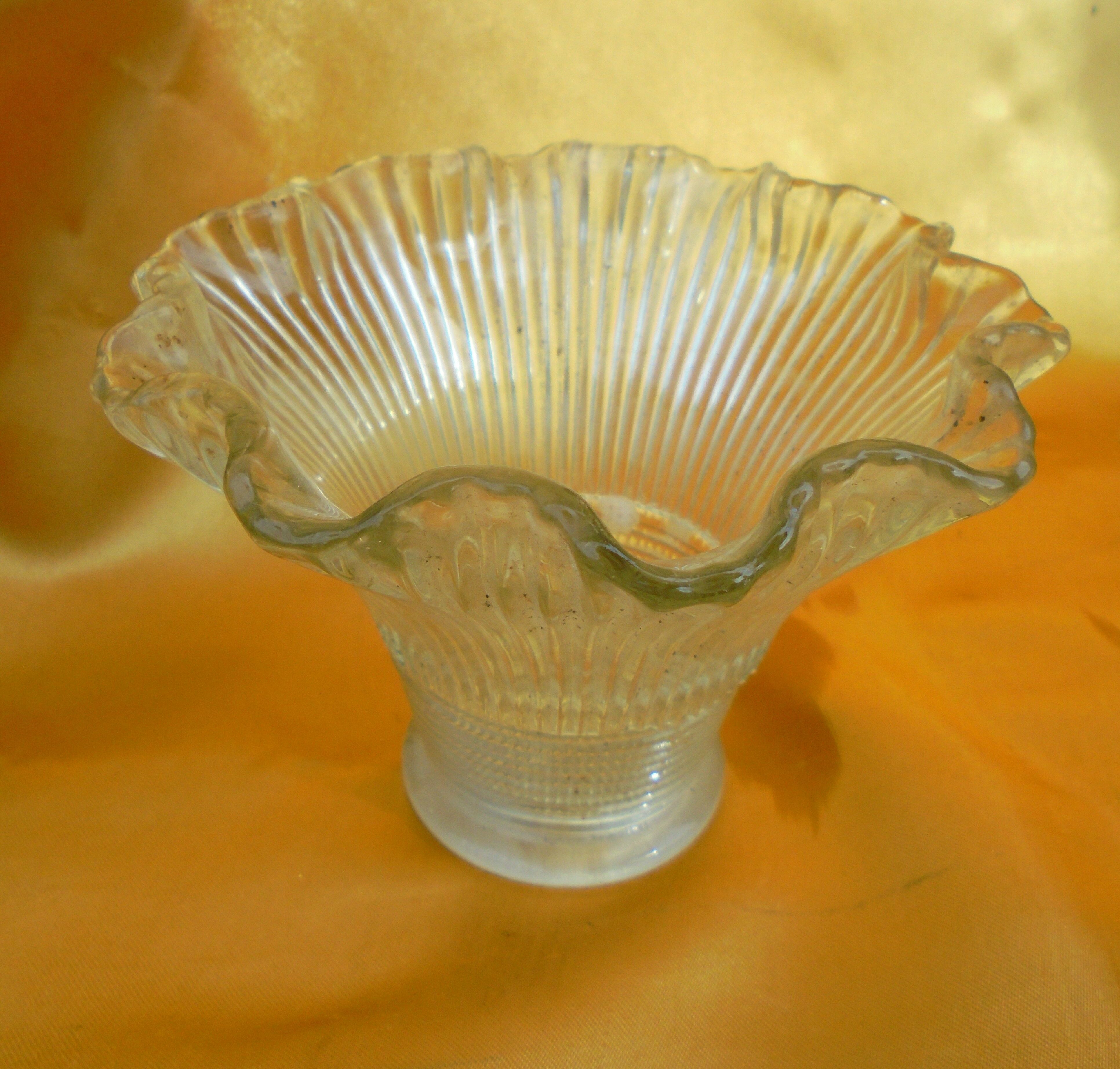Glass tulipe for lamp
