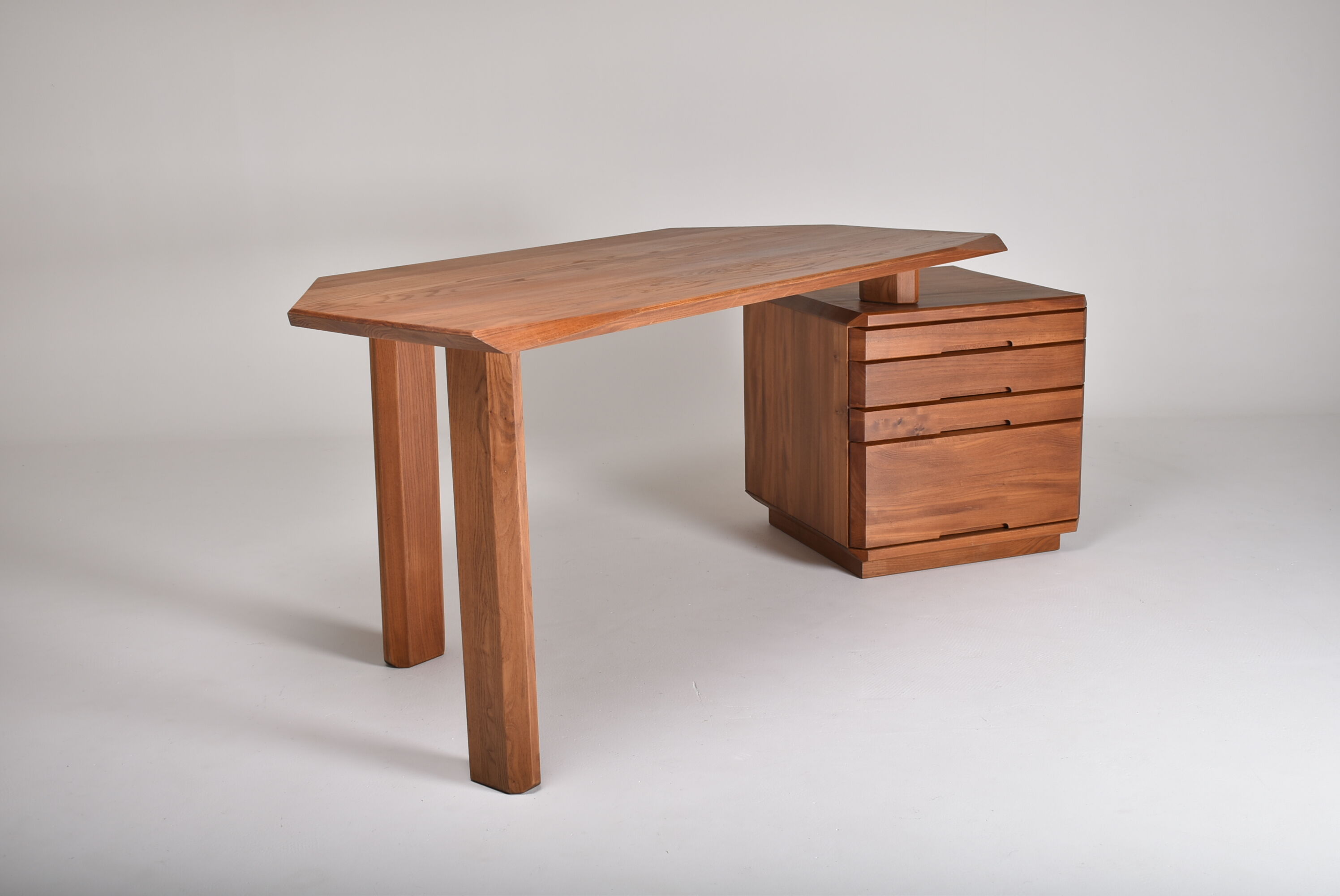 Desk B40 by Pierre Chapo