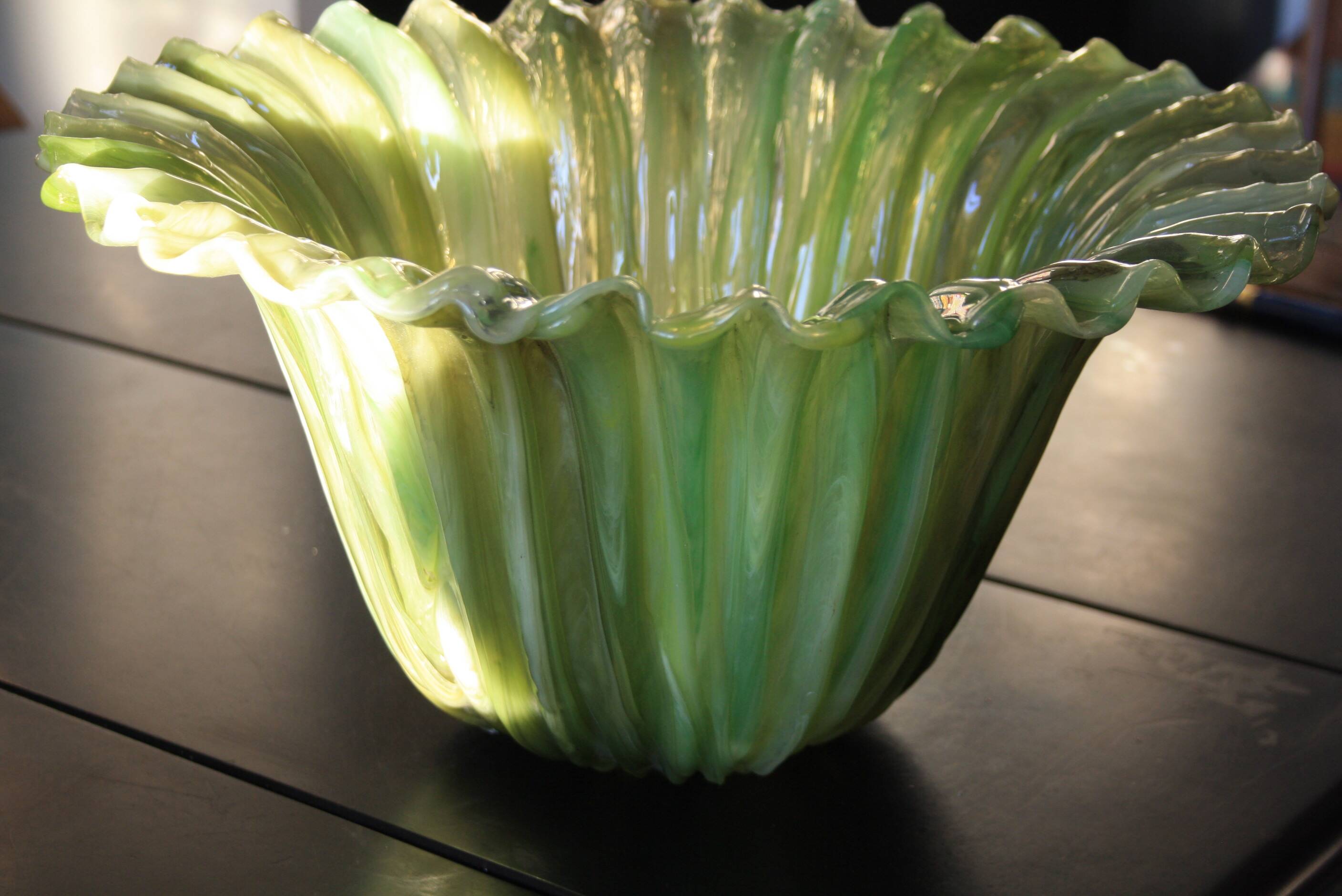 Green flower suspension