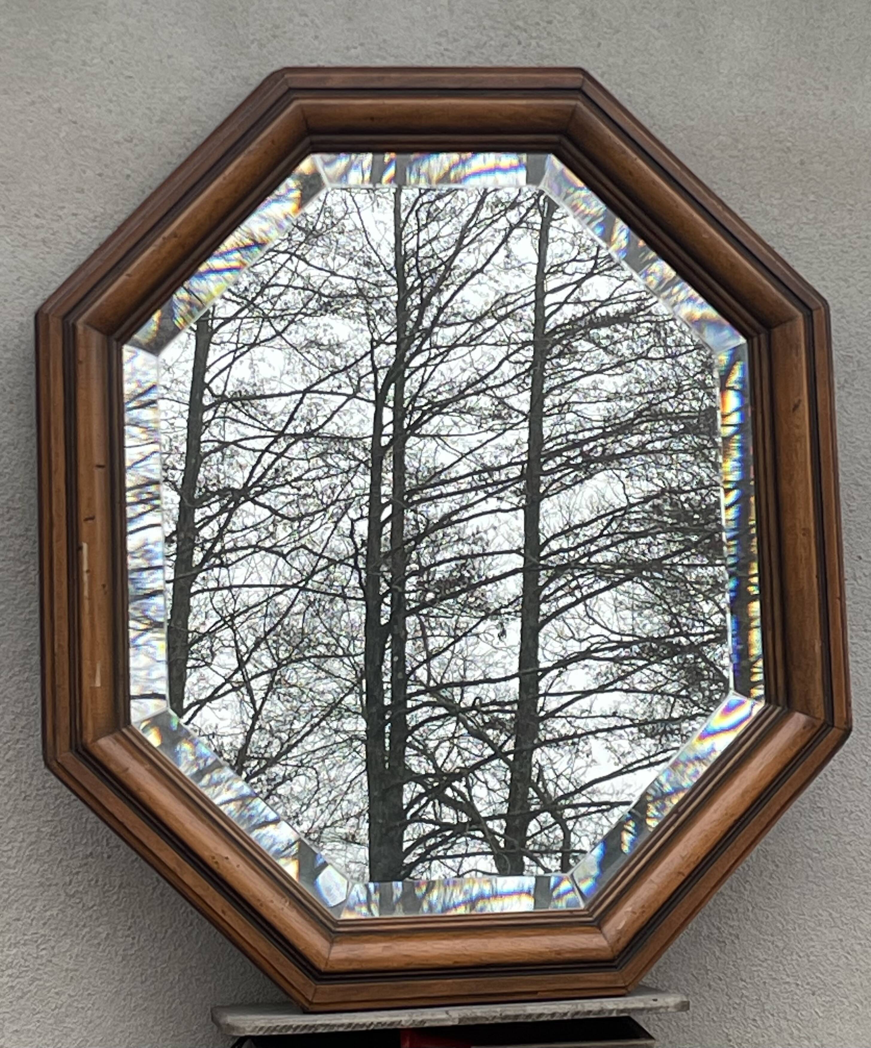 Rustic beveled mirror in molded natural wood 64 x 56 cm