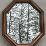 Rustic beveled mirror in molded natural wood 64 x 56 cm