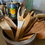 Poplar wood pot, circa 1900