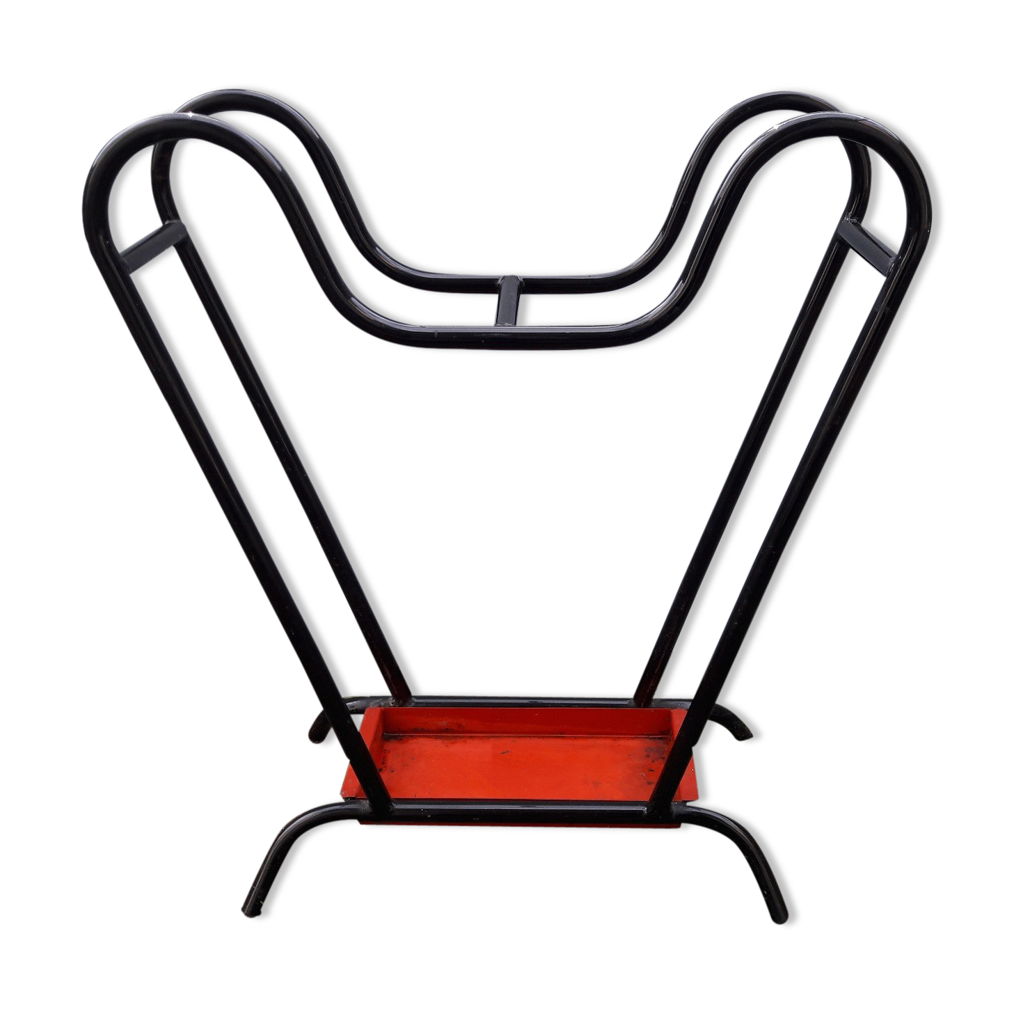 Metal umbrella holder