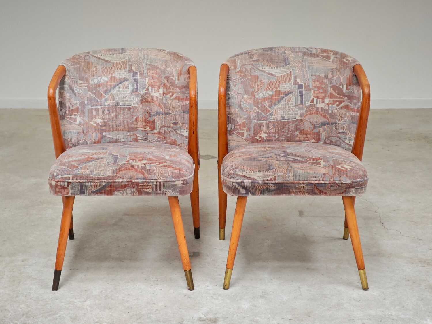Pair of armchairs / chairs with armrests by Ludvik Volak
