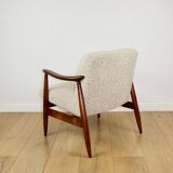 Vintage armchair GFM 300-202 design J.Kedziorek Loft 70s vintage beige boucle lamb - 2 pieces available