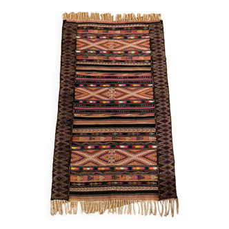 20th century Berber rug in hand-woven wool