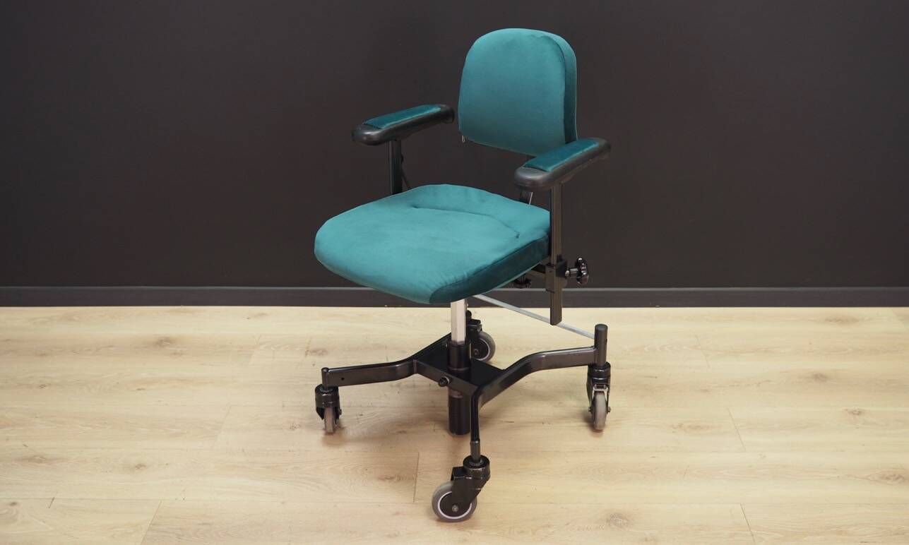 Green office armchair, Danish design, 1970s, production: Denmark