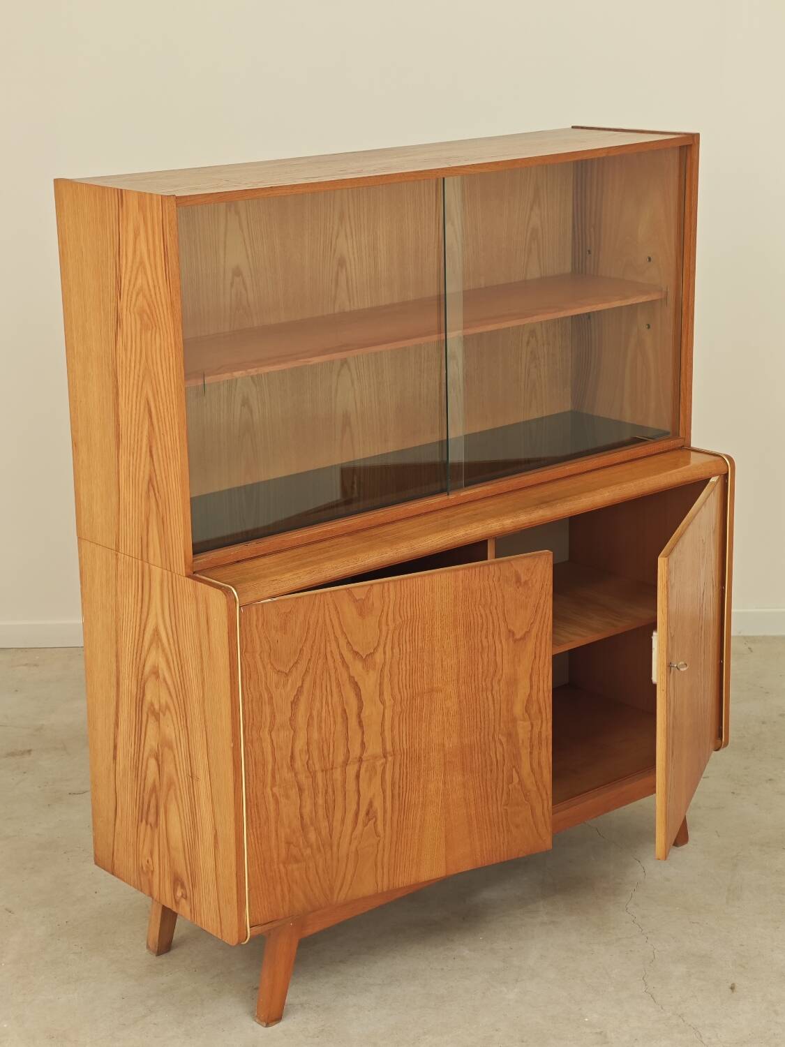 Buffet / Dresser U369/383 by Bohumil Landsman and Hubert Nepozitek for Jitona 1960