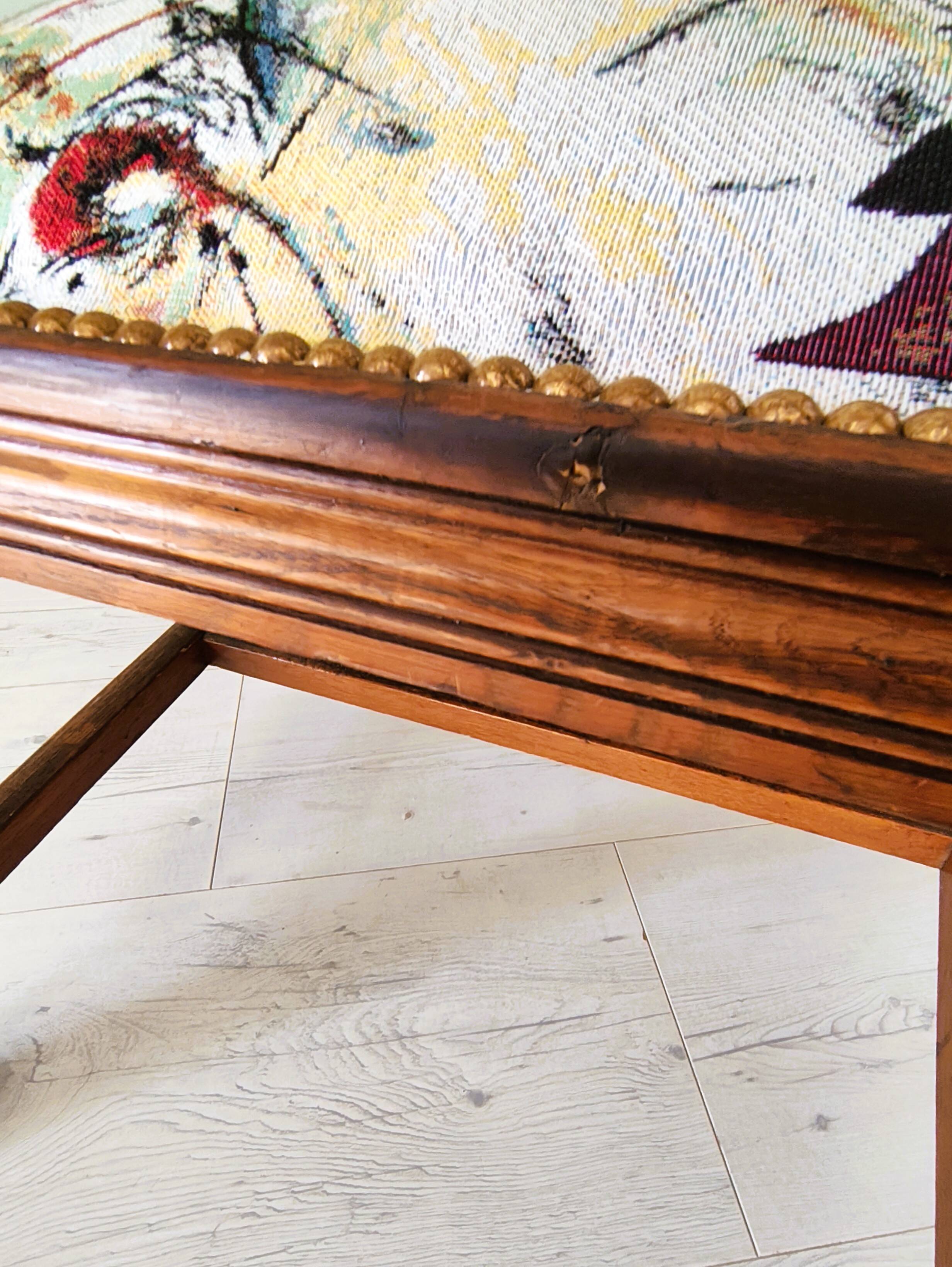 English style armchair in solid wood