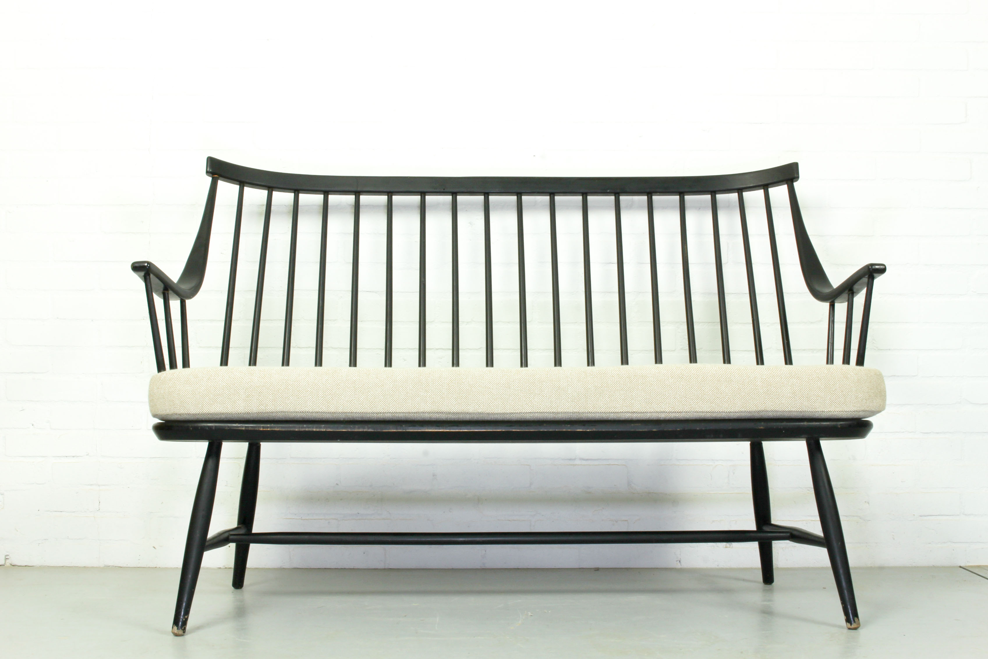 Model Grandessa armchairs and matching sofa by Lena Larsson for Pastoe & Nesto, 1959, Set of 3