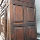 Armoire deux corps haut en retrait style Louis XIII