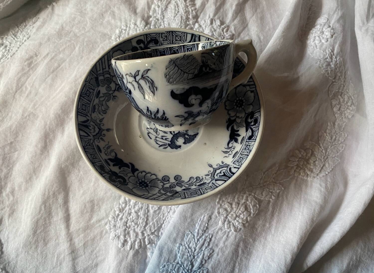 Old Villeroy and Boch cup with Japanese motifs