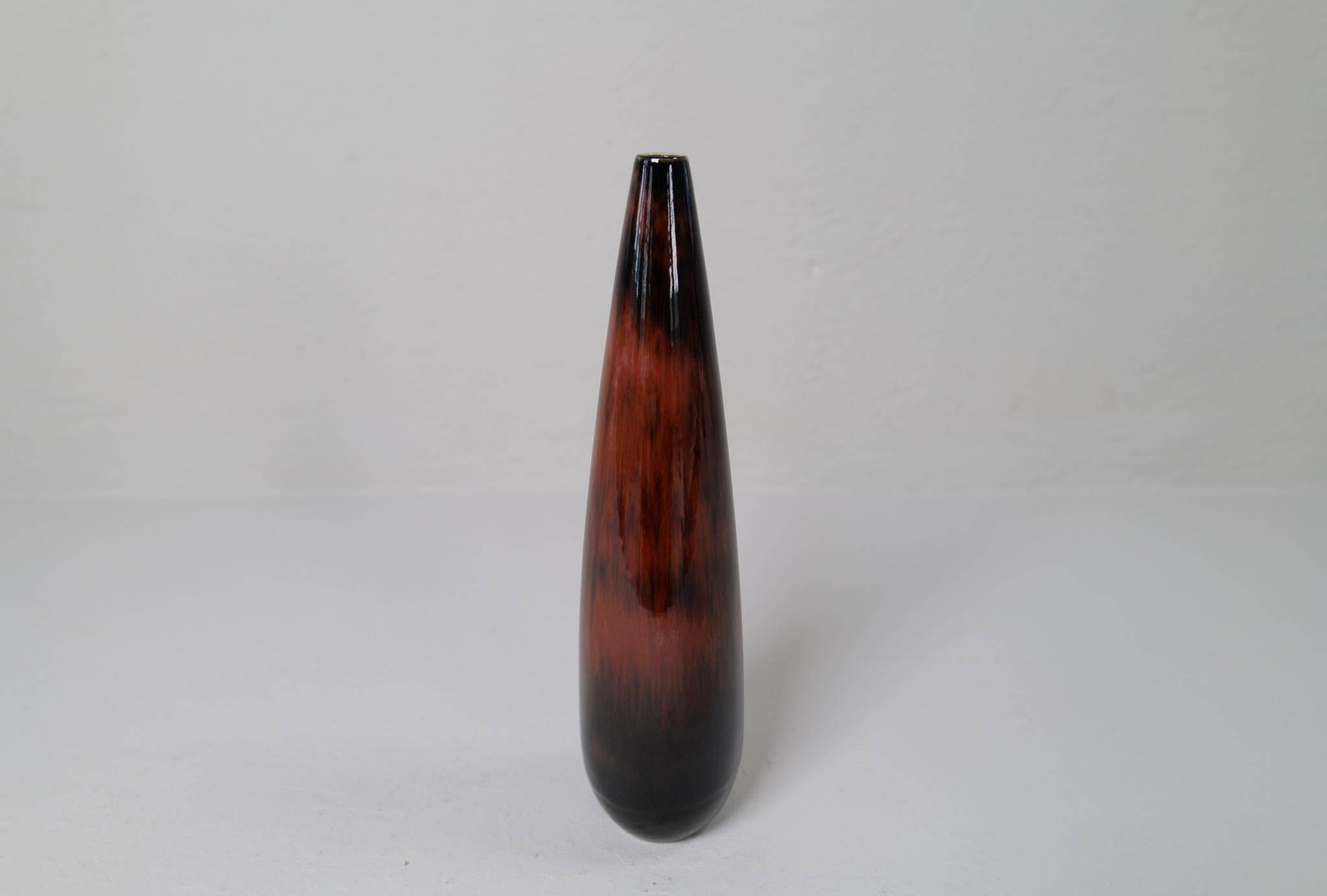 Modern stoneware vase from the mid-century Rörstrand Carl Harry Stålhane, Sweden, 1950s.