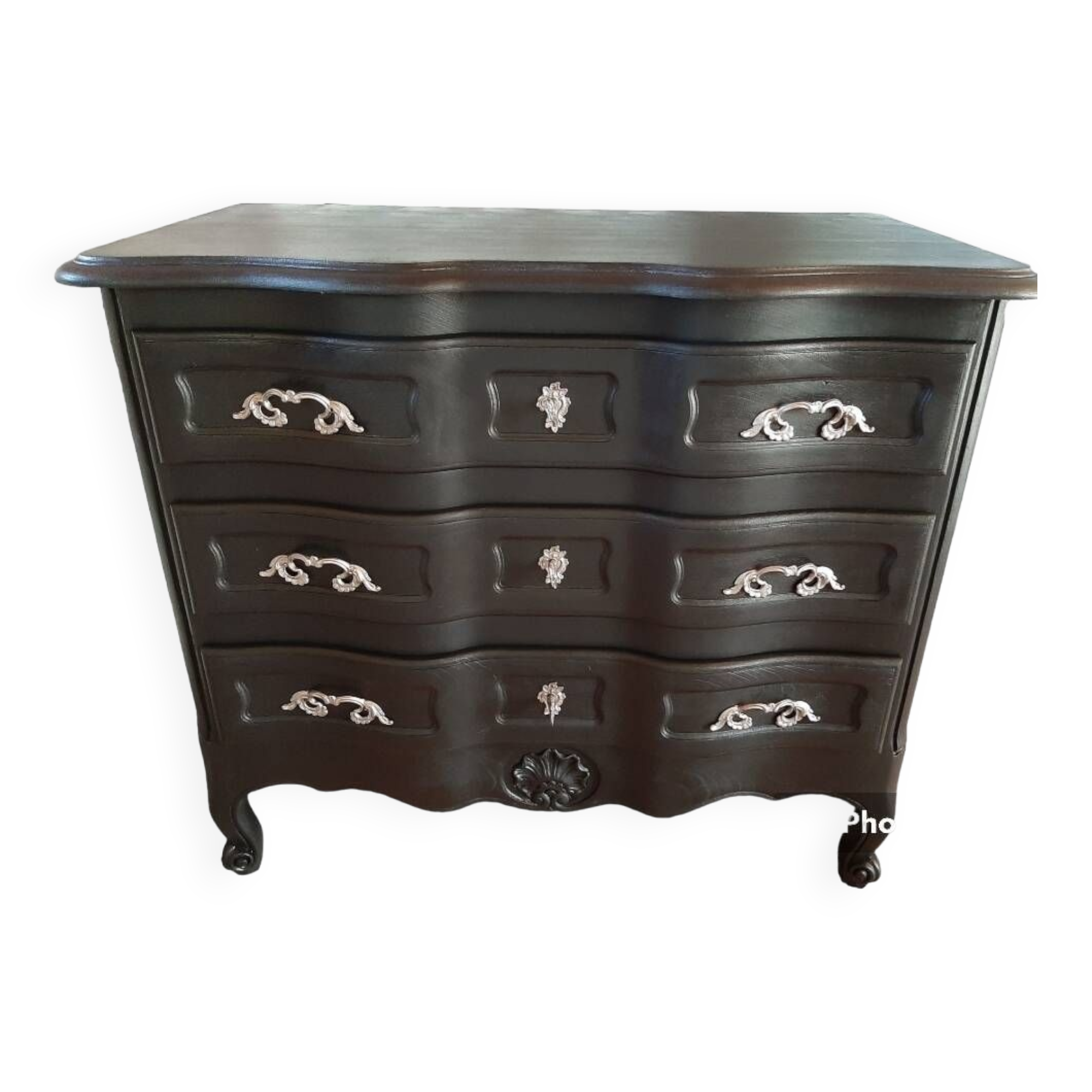 Black chest of drawers