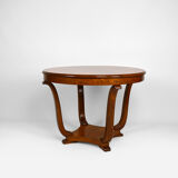 Art Deco round pedestal table in walnut veneer, circa 1930