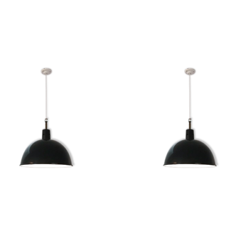 Duo of workshop lamps