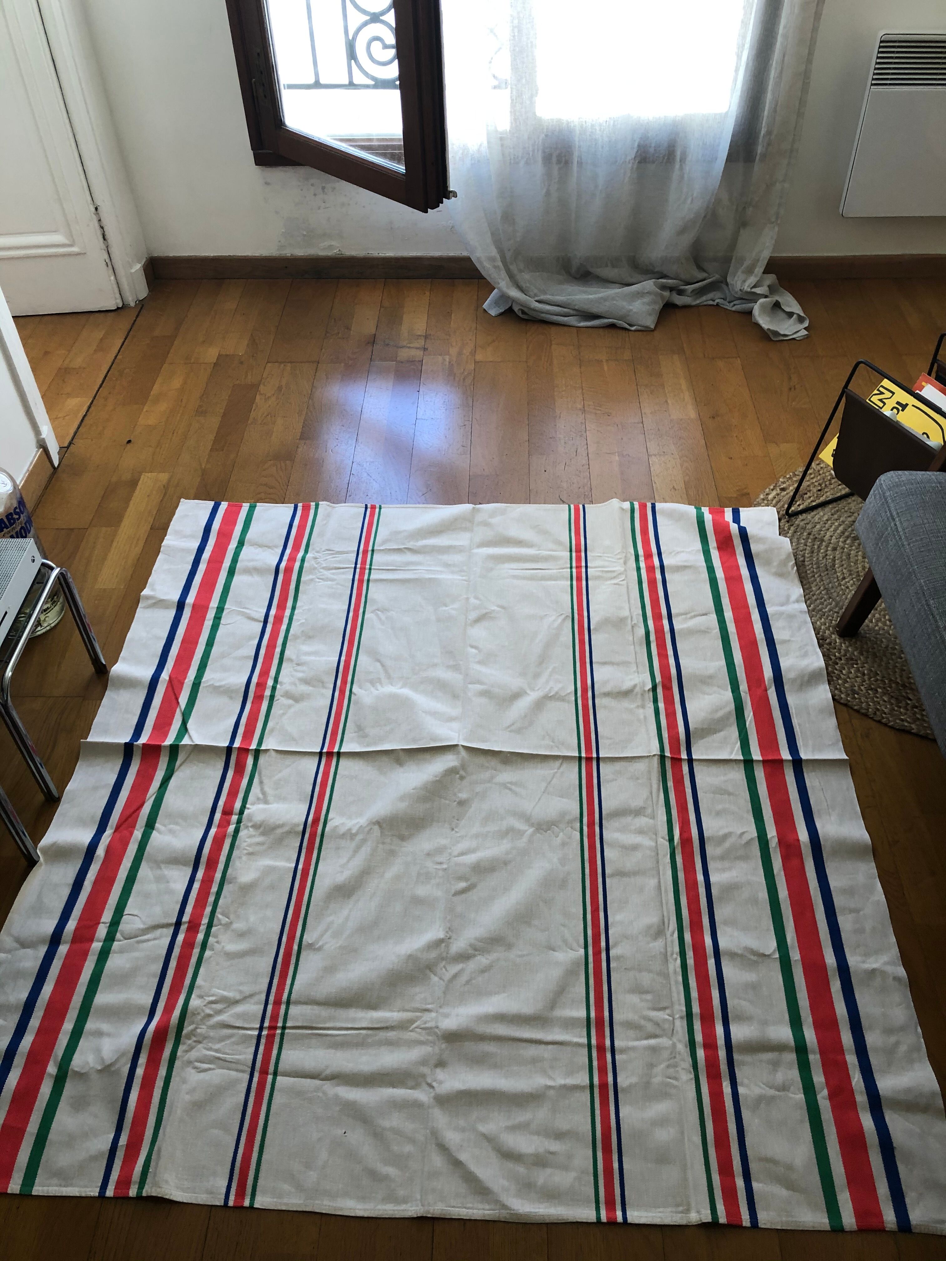 Bayadère tablecloth and 4 towels