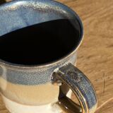 Deux mugs staffordshire