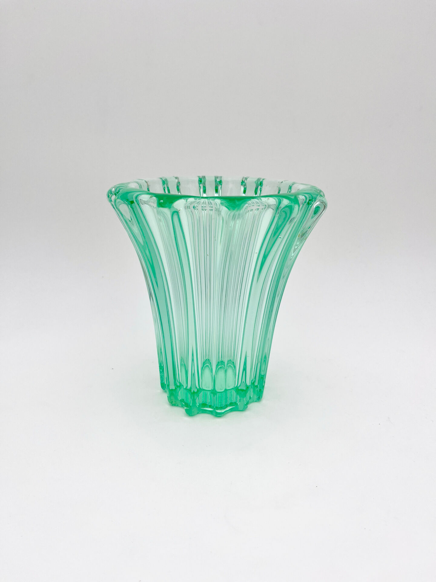 Art Deco Vase Pierre d'Avesn Moulded-Pressed Glass Emerald Green