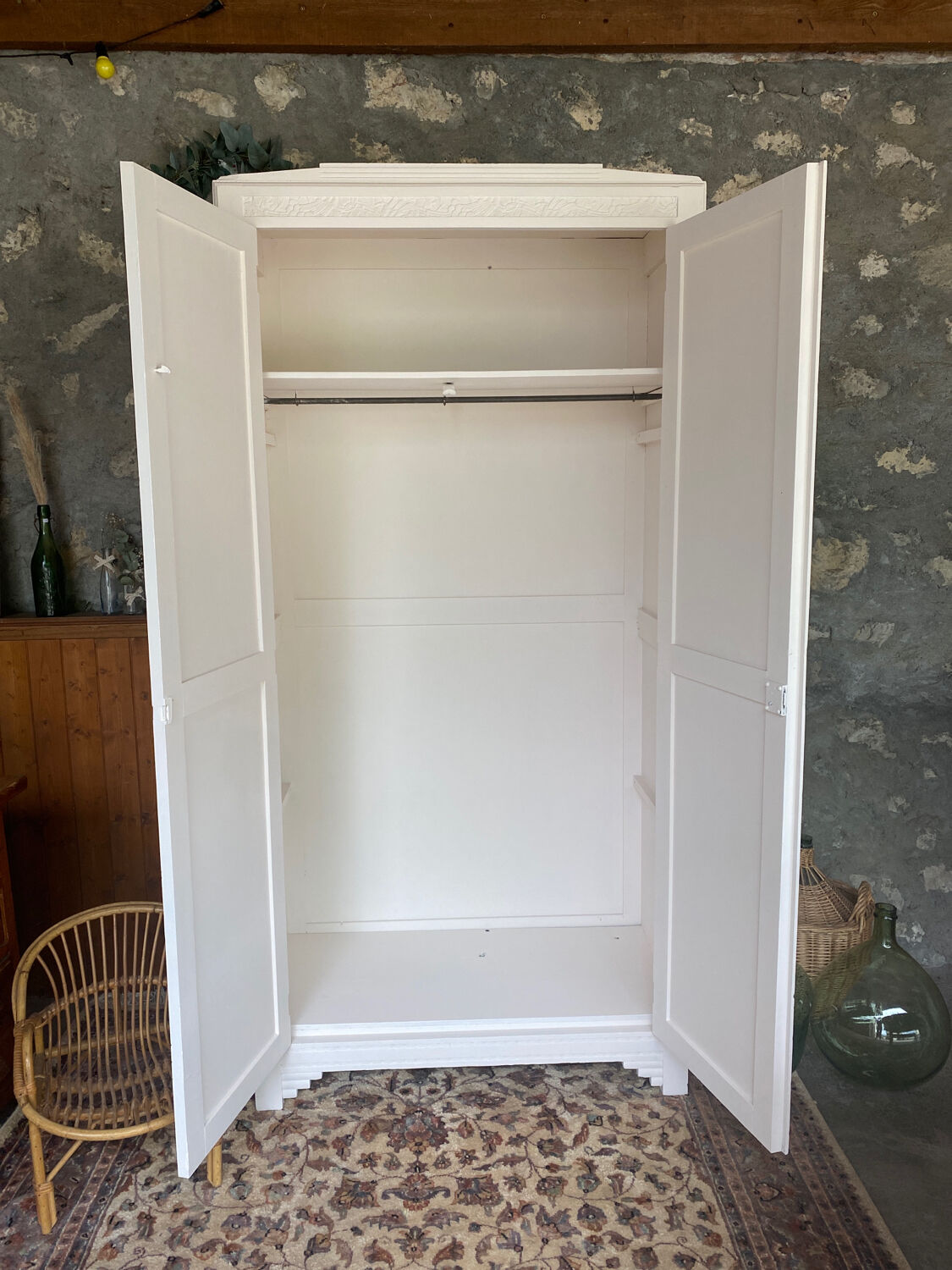 Parisian wardrobe repainted