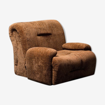 Armchair in brown fabric 70