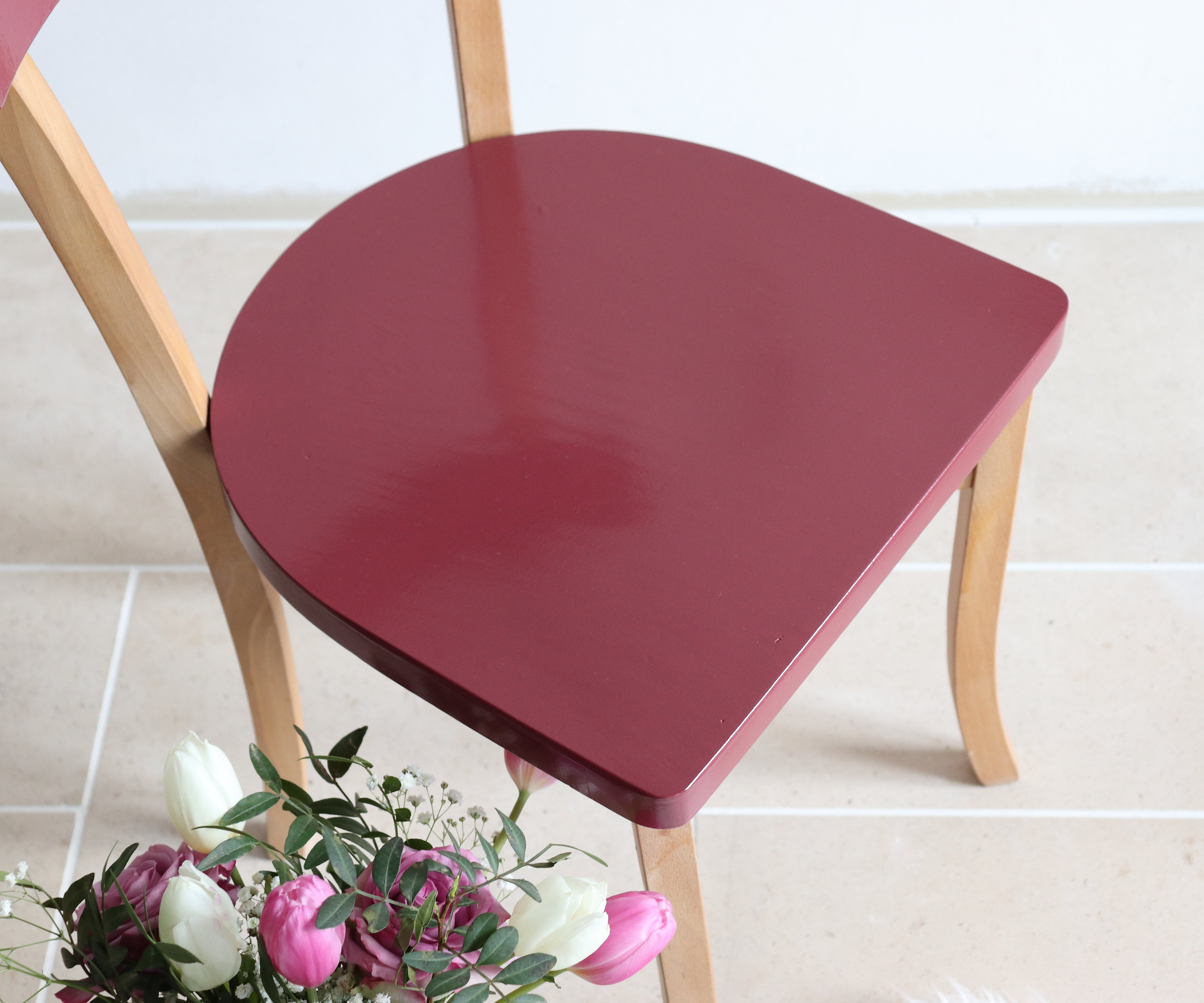 Vintage wooden bistro chair revisited