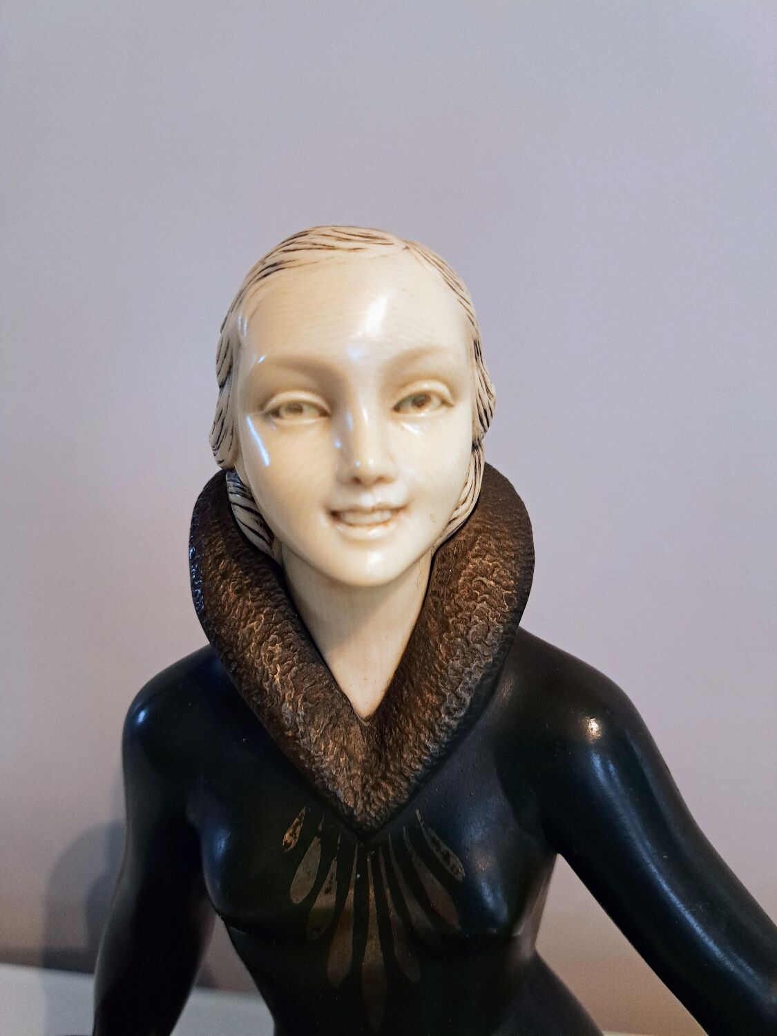 Sculpture chryselephantine signée Melani