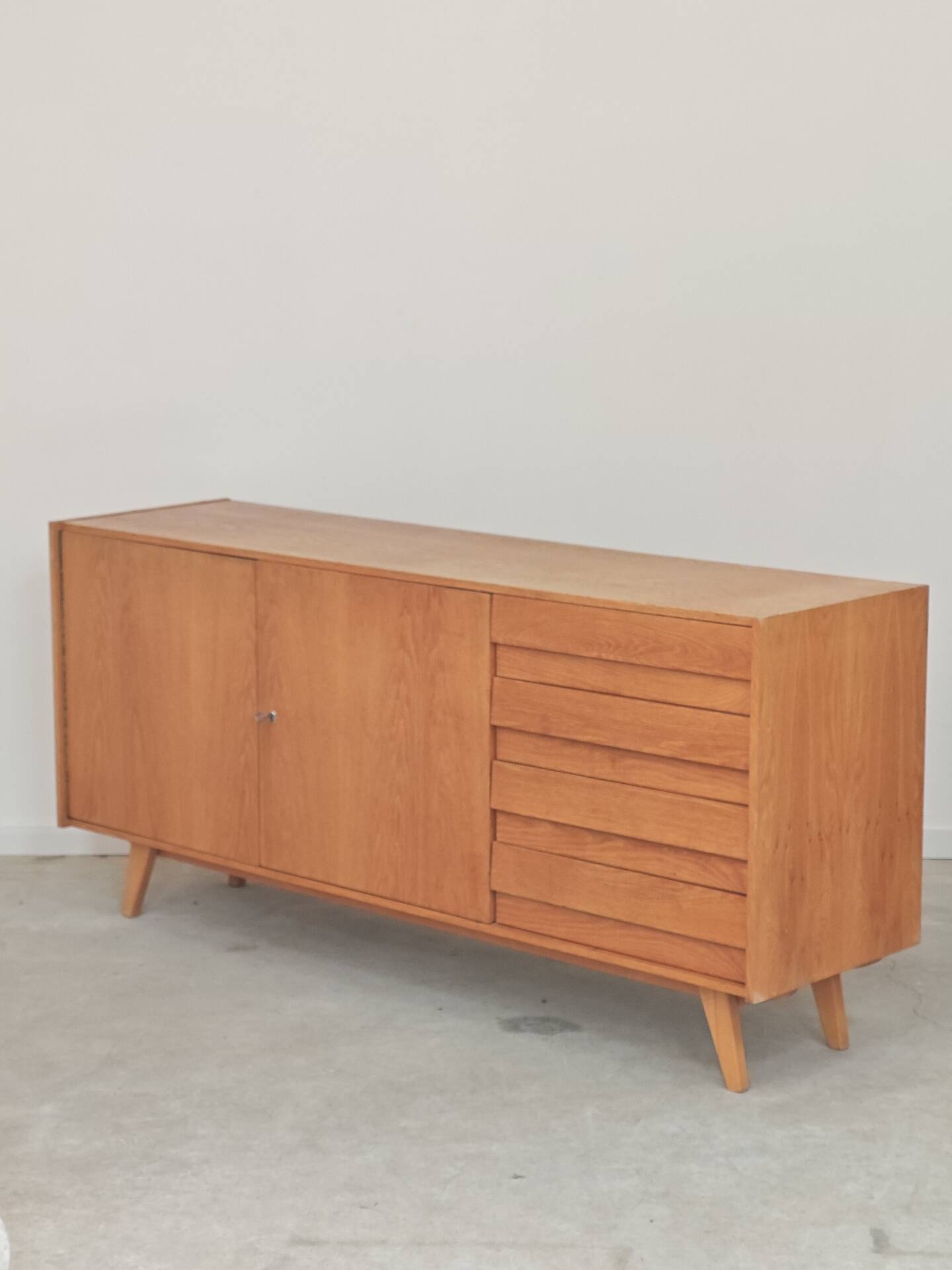 Enfilade U460 light wood by Jiri Jiroutek for Interier Praha 1960