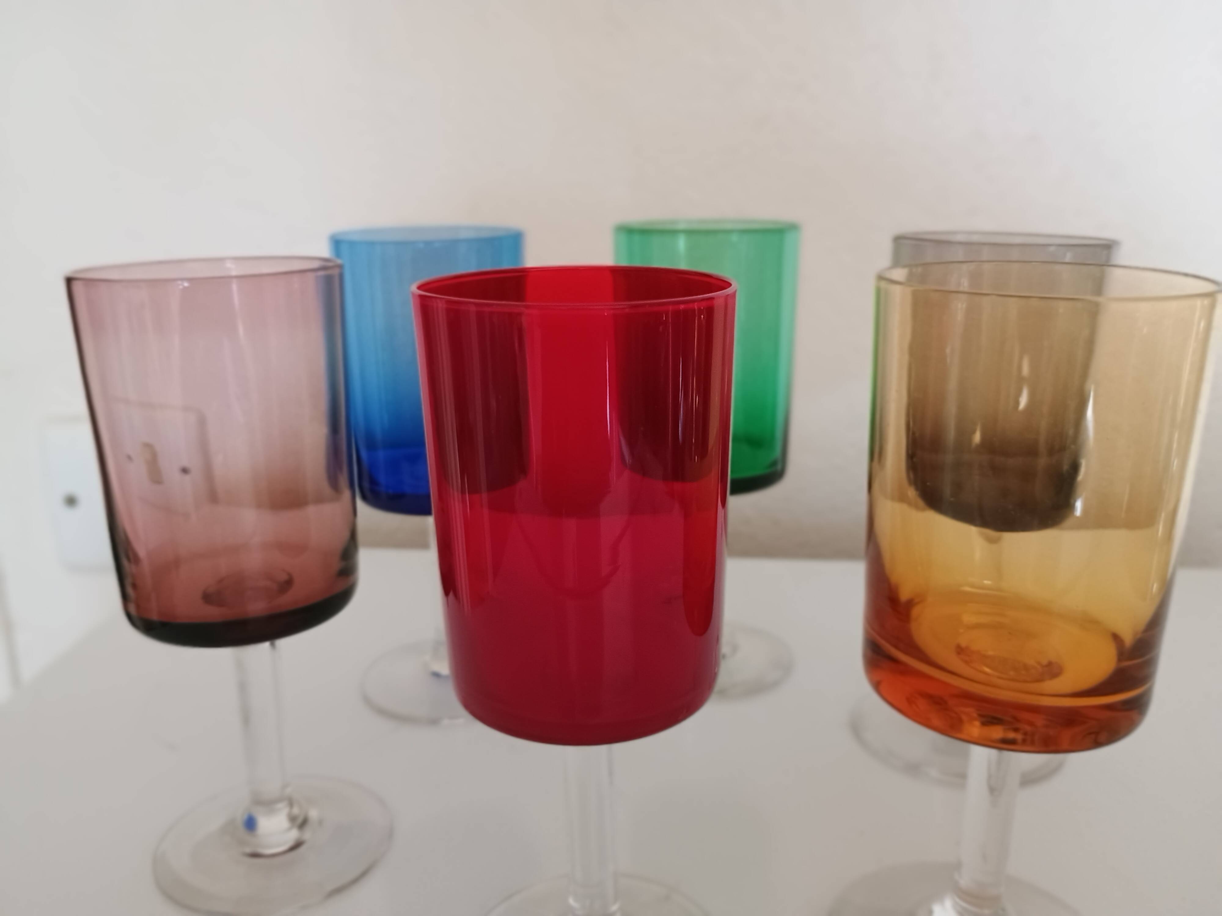 6 straight wine glasses in different colors with colorless stems 10cl - vintage