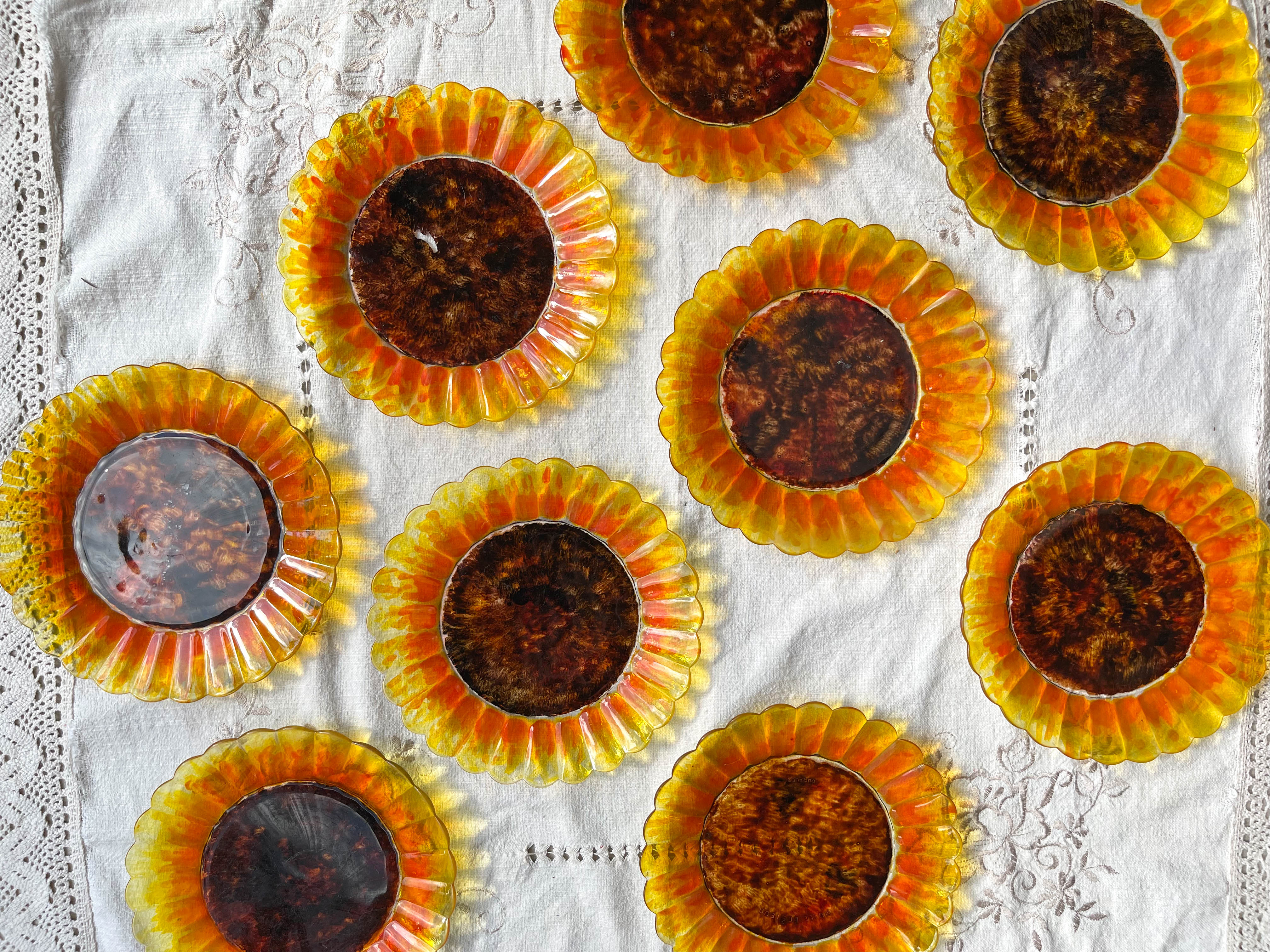 9 small plates sunflower oil lesieur Duralex