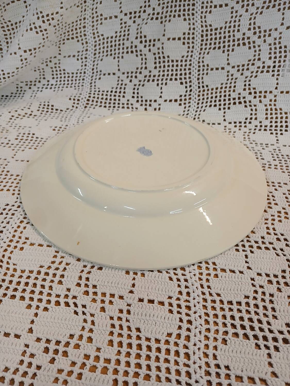 Round antique plate Badonviller